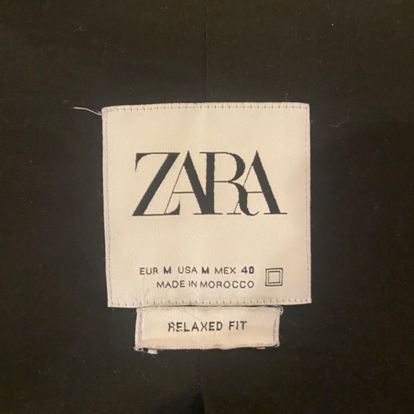 Plaid Zara Jacket, size medium, relaxed fit - Picture 3 of 4